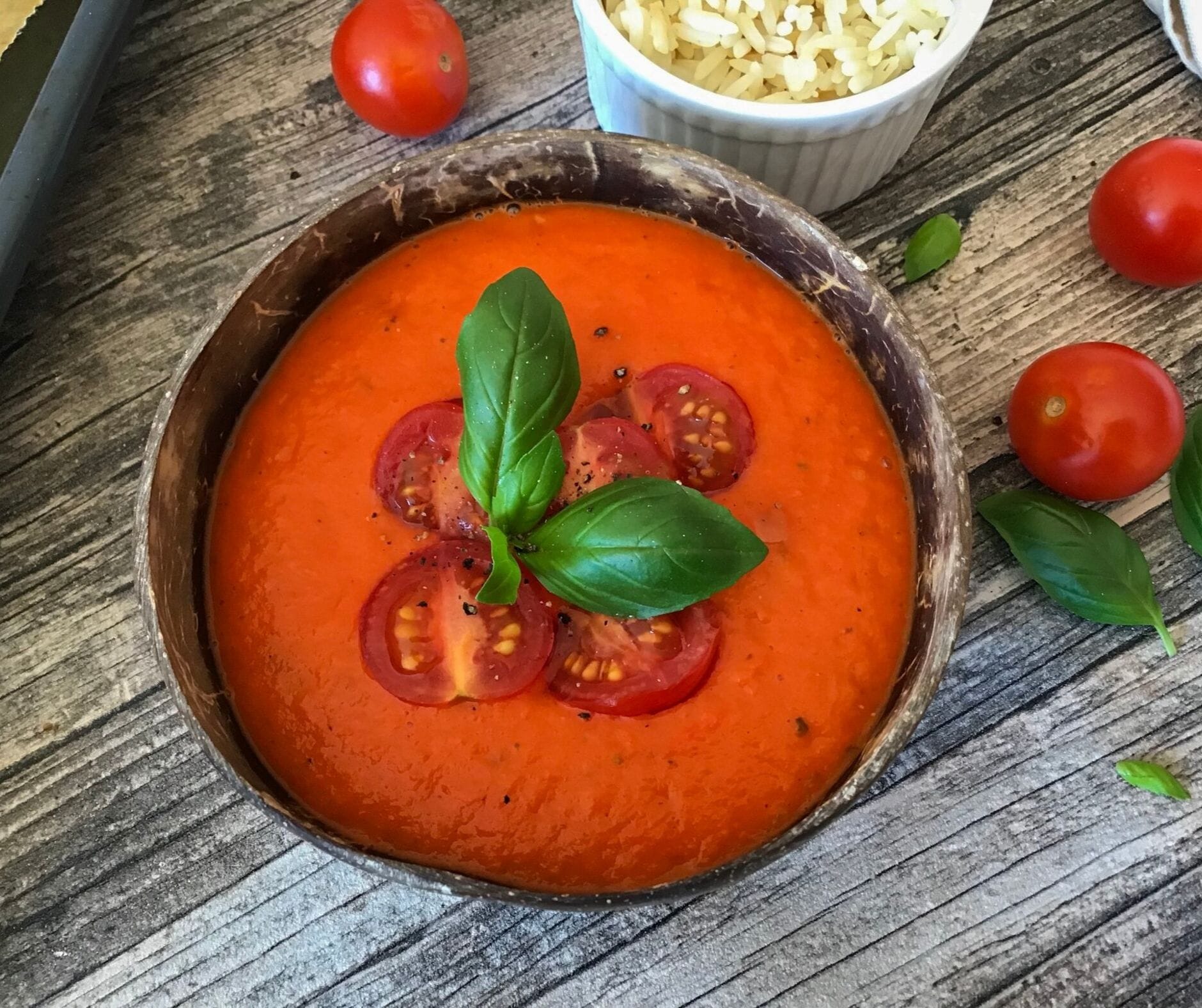 cremige Paprika Tomatensuppe - einen Nachschlag Sommersonne bitte ...