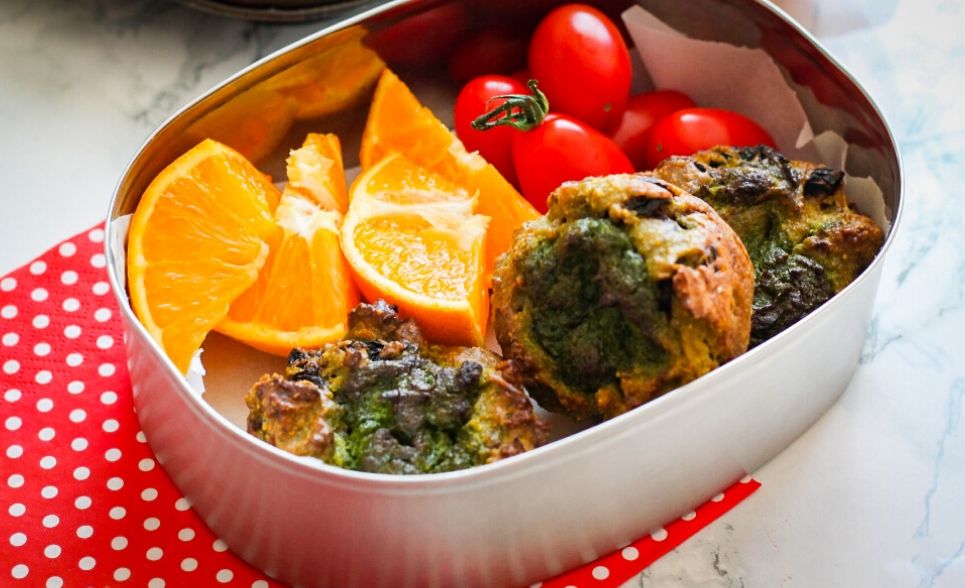 herzhafte Muffins mit Tomaten und Pesto - Gemüseliebelei