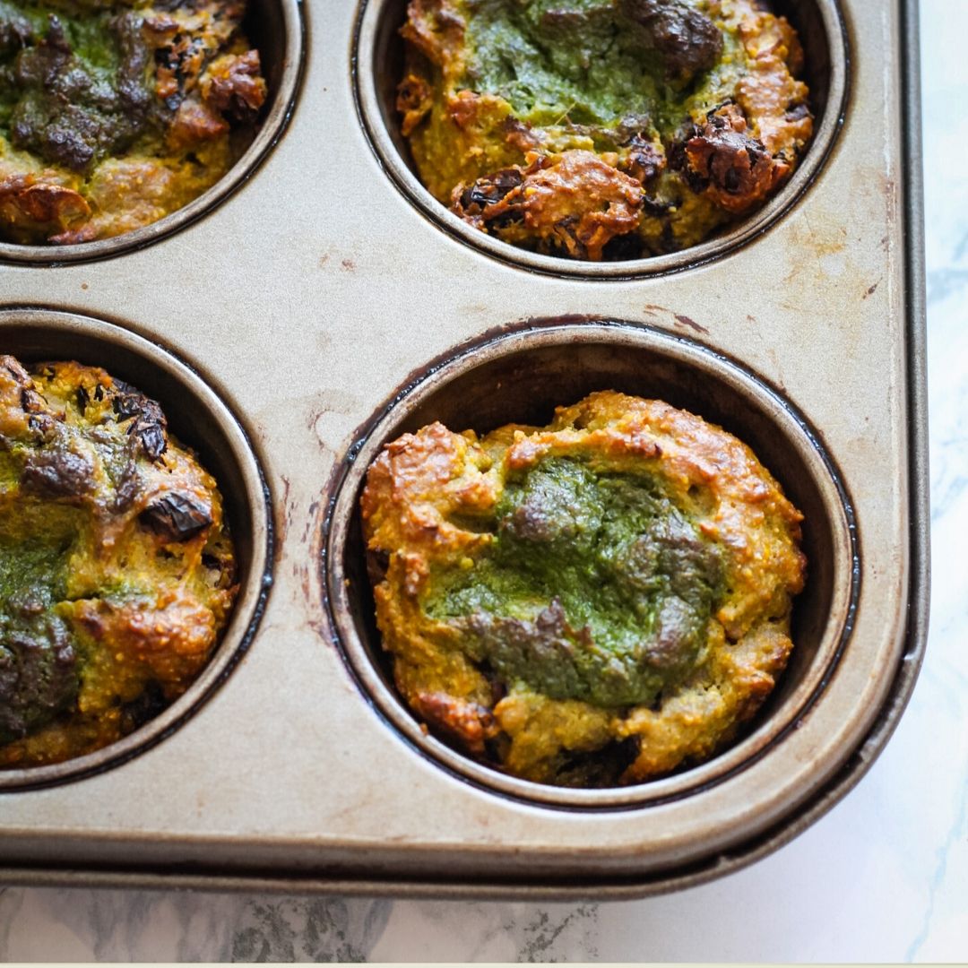 herzhafte Muffins mit Tomaten und Pesto - Gemüseliebelei