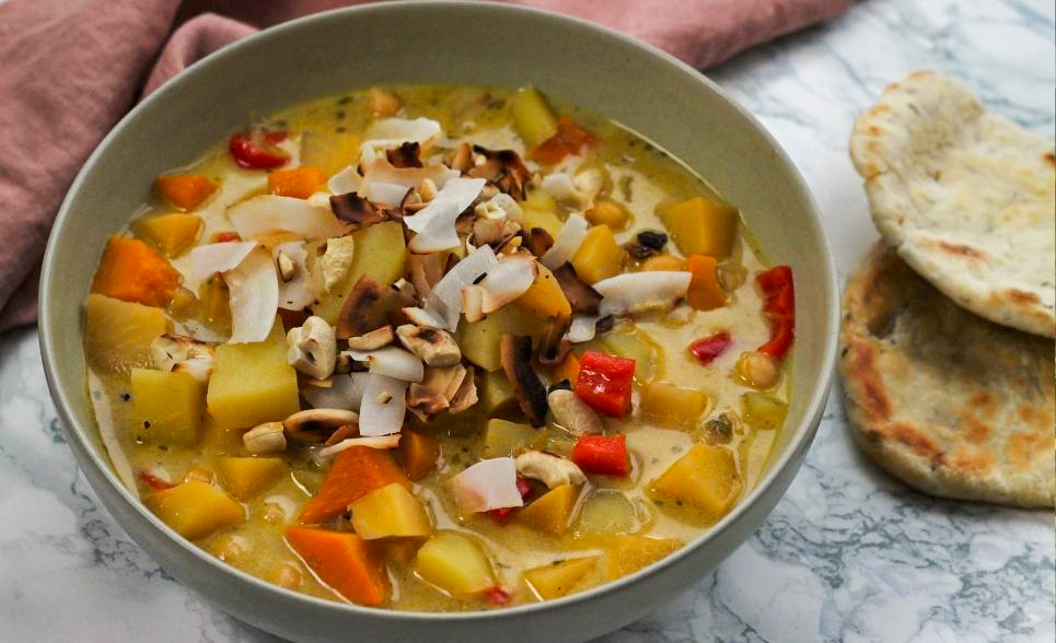 Steckrüben-Kürbis-Curry mit Kokosmilch - Gemüseliebelei