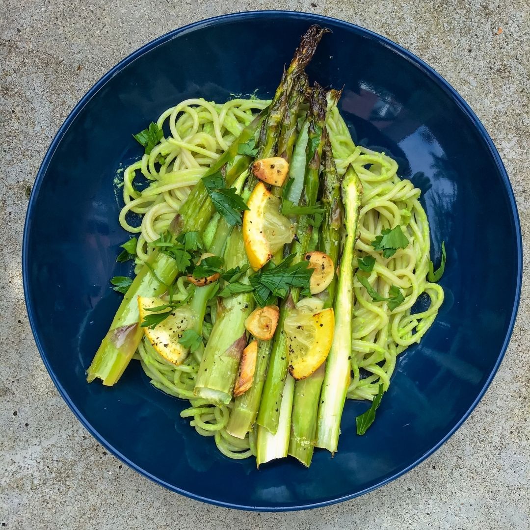 grüner Spargel aus dem Backofen mit Spaghetti - Gemüseliebelei